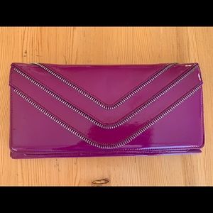 NWT Tarnish zipper detail clutch/wallet